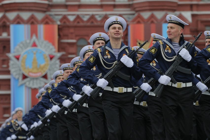 Rosja: Parada wojskowa w Moskwie z okazji Dnia Zwycięstwa [ZDJĘCIA] [VIDEO]