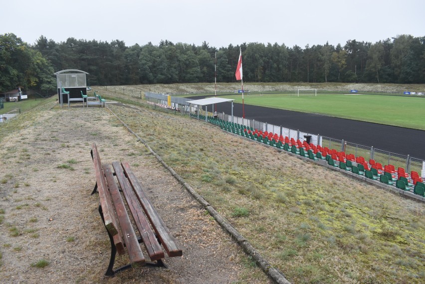 Stadion miejski w Gubinie wciąż czeka na modernizację.