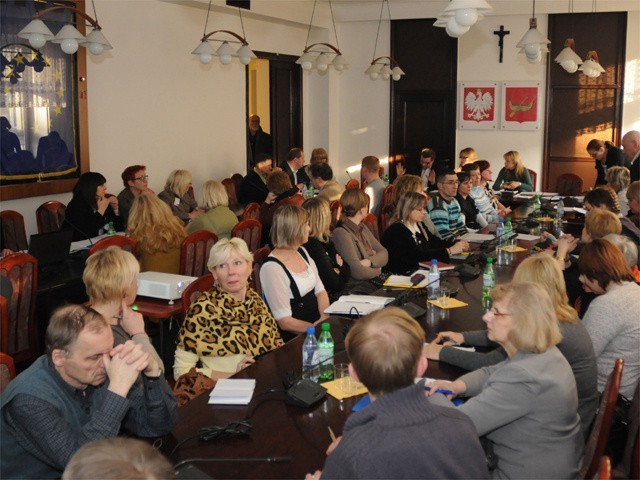 Na posiedzeniu Komisji Edukacji radni miejscy dyskutowali na temat likwidacji Specjalnego Ośrodka Szkolno-Wychowawczego nr 5 przy ul. Wólczańskiej 121/123