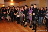  Dzień Kobiet w Staszowskim Ośrodku Kultury. Kwiaty od burmistrza i koncert Baranovskiego. Bawiło się ponad 250 pań (ZDJĘCIA)