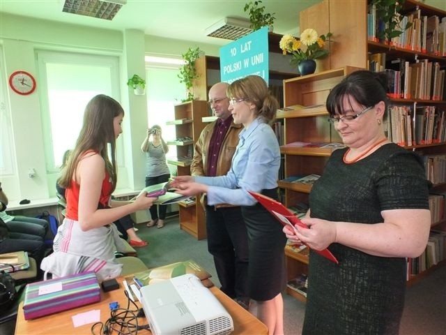 Spotkanie w Bibliotece Pedagogicznej rozpoczęło obchody 10-tej rocznicy wejścia Polski do Unii Europejskiej.