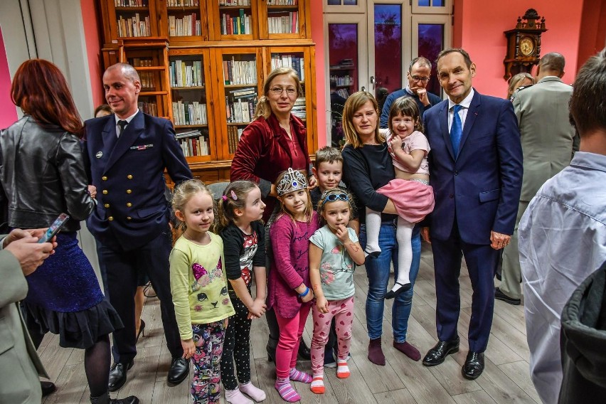 Ambasador Frédéric Billet odwiedził jednostkę NATO, a...