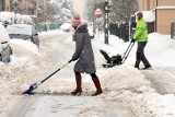 Lublin przykryty śniegiem. Straż miejska ma sygnały od mieszkańców