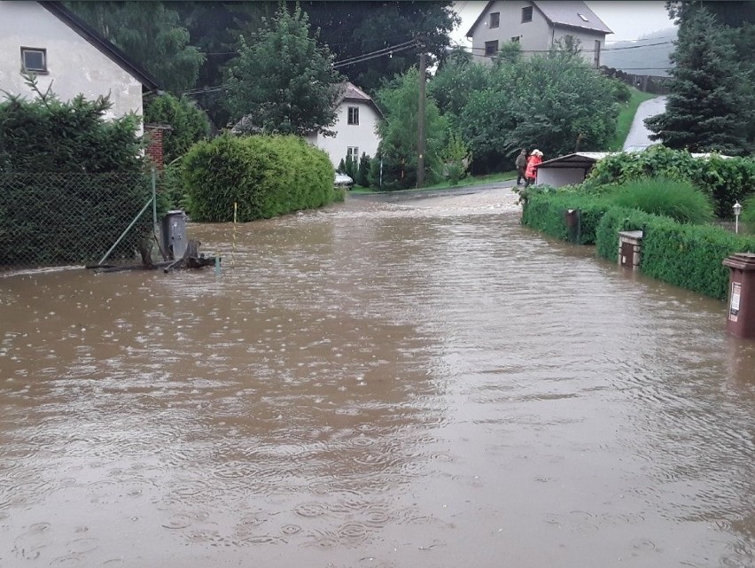 Gwałtowna powódź w Jesenikach