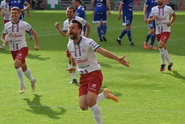 Kamil Biliński znów popisał się skutecznością i poprowadził Podbeskidzie do pierwszego zwycięstwa w tym sezonie. Podbeskidzie wygrało pierwszy mecz w PKO Ekstraklasie