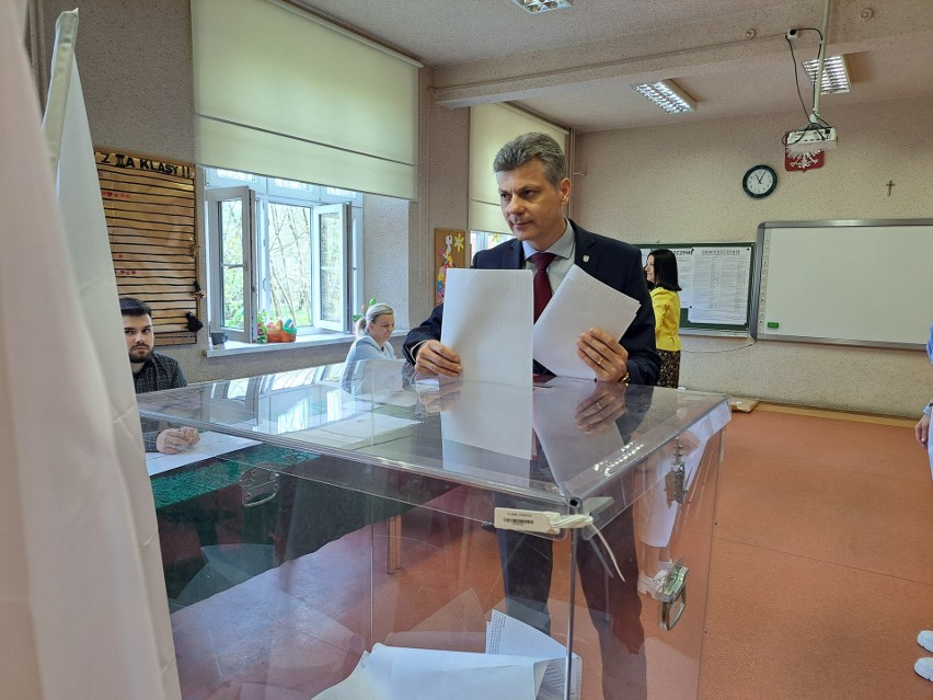 Wybory samorządowe 2024 w Bytomiu. Mariusz Wołosz otrzymał 62 proc. poparcia - oficjalne wyniki