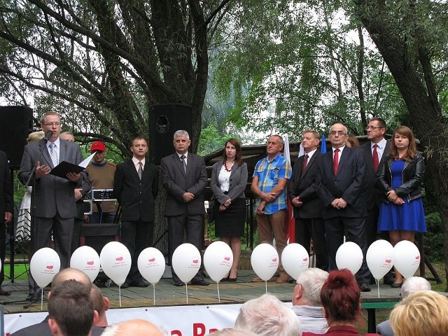 Kandydat opowiedział o sobie, a także o tym co zamierza zrobić, kiedy wygra wybory.