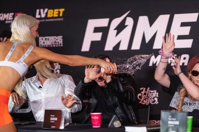 Fame mma 4 karta walk - artykuły | Kurier Poranny