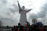 Częstochowa: Największy pomnik Jana Pawła II dziś już zapomniany. Siedem lat temu otwierano go z wielką pompą. Zobacz archiwalne zdjęcia