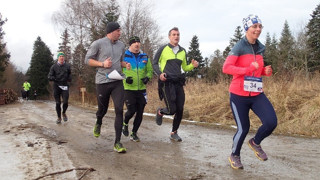 Za nami IV Bieg Noworoczny z Robertem Korzeniowskim w Arłamowie na dystansie 10 km. Biegacze zaczęli 2018 rok w zdrowym, sportowym stylu. Zobaczcie zdjęcia.