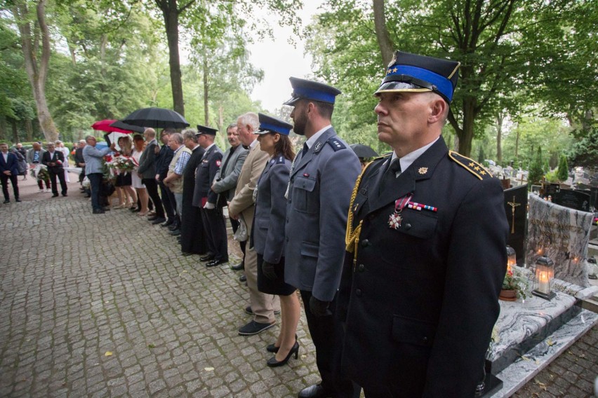 Upamiętnili pamięć ofiar z Wołynia (zdjęcia)              