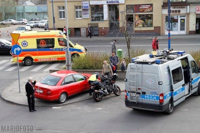 Motocykl wjechał w wysepkę pod "Opolaninem"