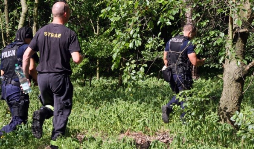 Poszukiwania 40-latka z Retkini. Policja przeczesuje las. Kto go widział?