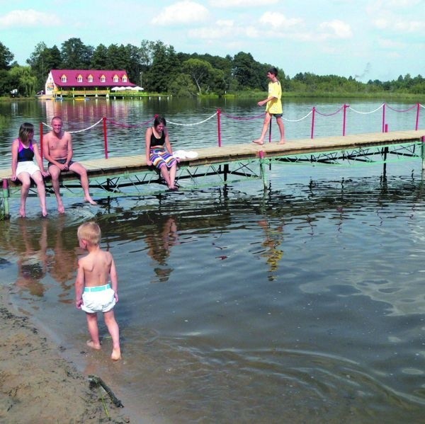 W północnych powiatach Podkarpacia poza basenami miejskimi, legalnie możemy się kąpać tylko na jednym zalewie w Zaklikowie.