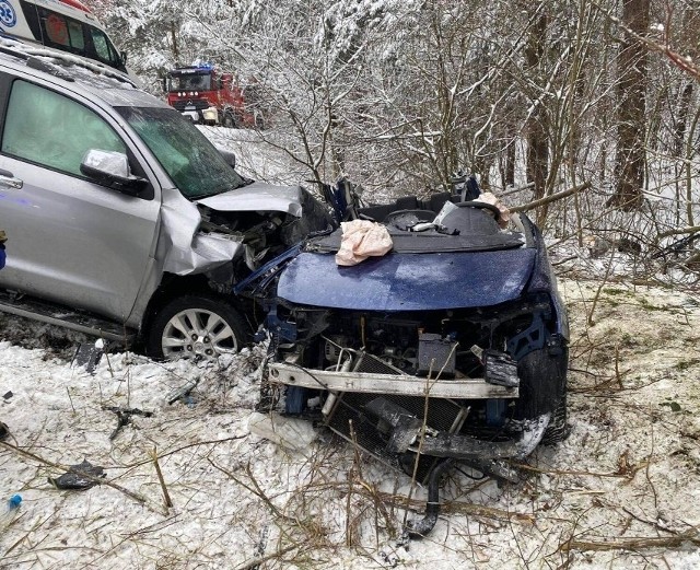 11 grudnia 2022r. w Hucie Szklanej koło Zawiercia Wiktor miał wypadek samochodowy w wyniku którego zginęli jego rodzice.