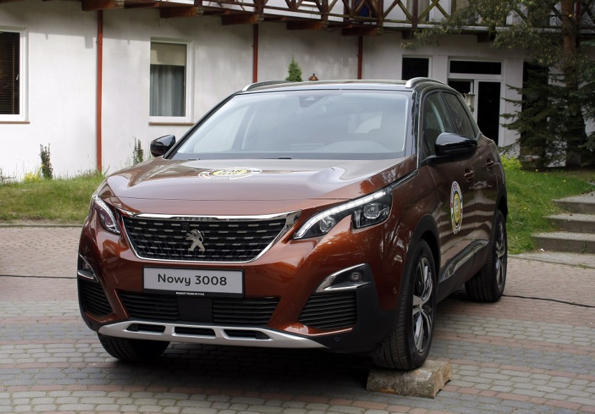 Peugeot 5008...