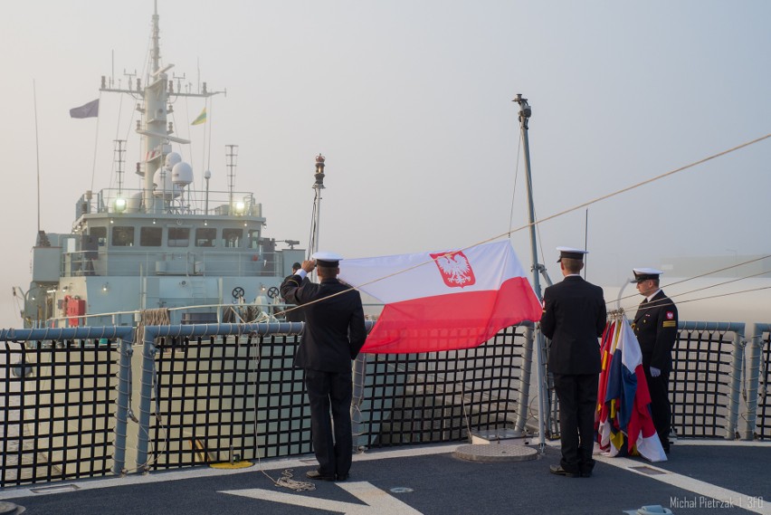 ORP "Ślązak" został ciepło przywitany we francuskim porcie....