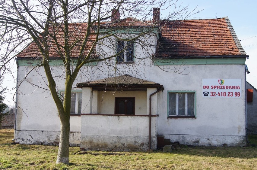 Cena wywoławcza za budynek byłej plebanii to 70 tys. złotych