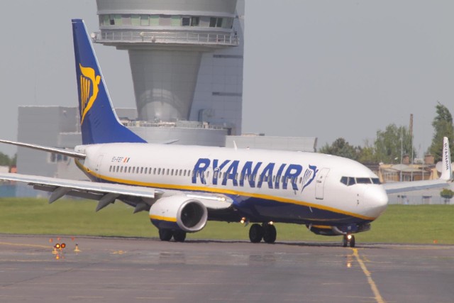 Ryanair znacznie wstrzymuje rozkład lotów.