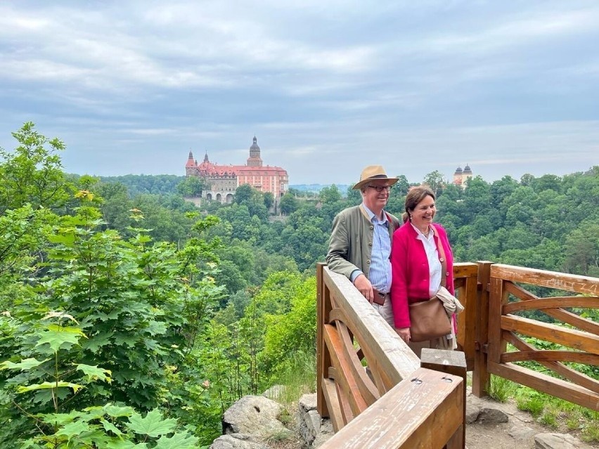 Książę Peter i księżna Anne na punkcie widokowym Grób...