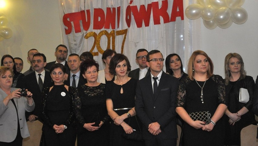 Studniówka 2017 w Zespole Szkół imienia Korpusu Ochrony Pogranicza w Szydłowcu