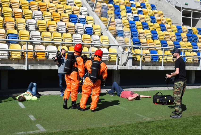 Niezidentyfikowana substancja i ewakuacja Stadionu Miejskiego w Gdyni. Straż Pożarna ćwiczyła przed Mistrzostwami Świata