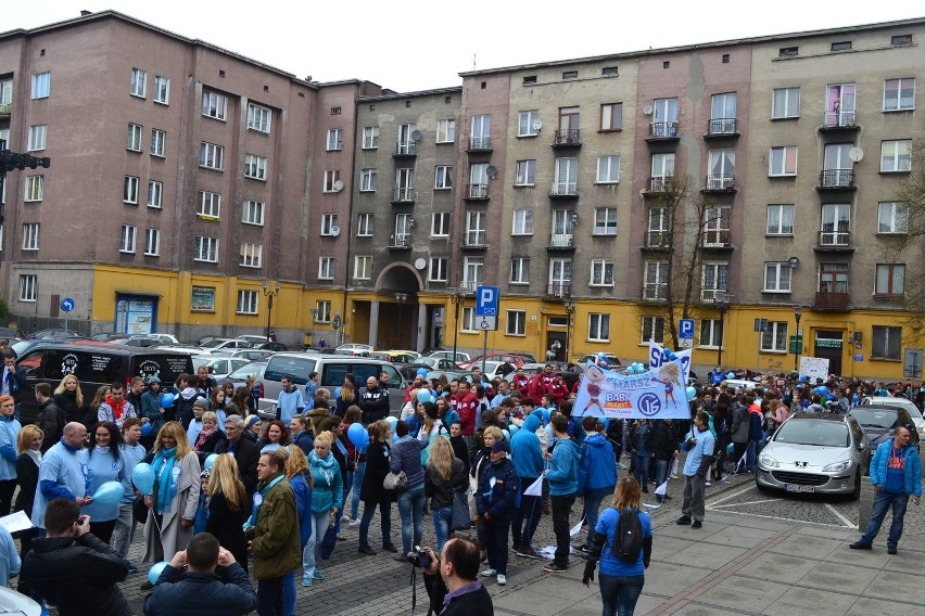 Sosnowiec: ulicami miasta przeszedł Błękitny Marsz [ZDJĘCIA]