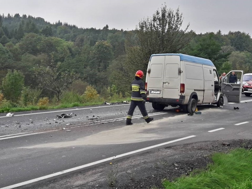 Kalwaria Zebrzydowska. Wypadek na DK 52 [ZDJĘCIA INTERNAUTY]