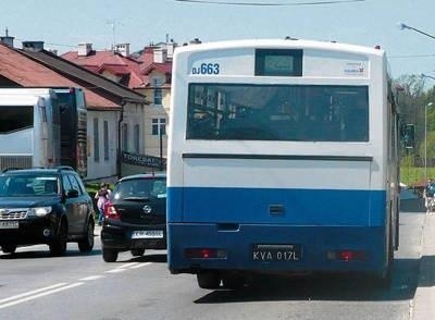 Mieszkańcy upominają się o zmianę trasy autobusu nr 244 Fot. Jolanta Białek