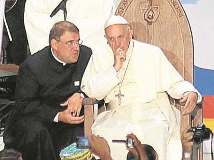 Papież odpoczywał w tej samej garderobie co inne gwiazdy....