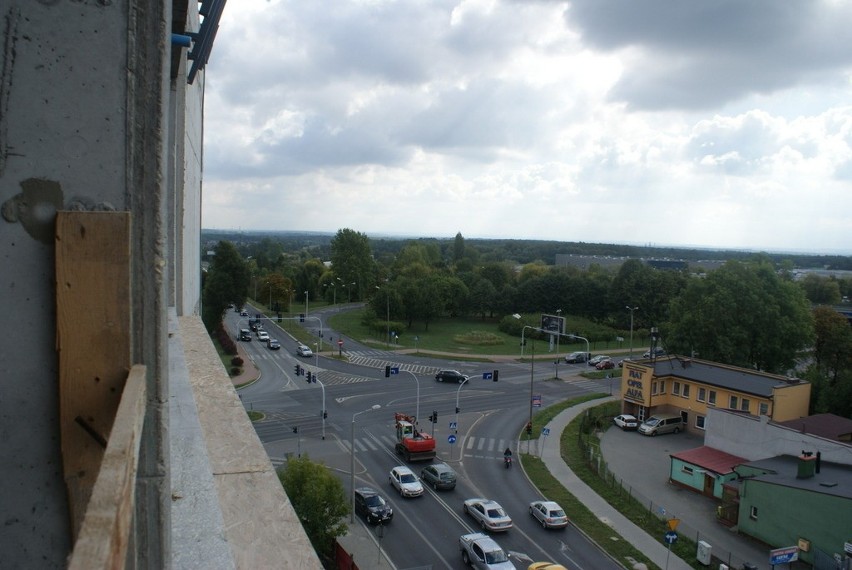 Hotel sieci Holiday Inn powstaje u zbiegu ul. Legionów...