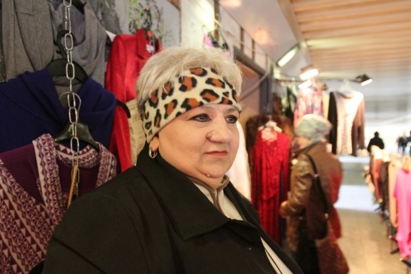 Anżela Aloyan-Kacprzak, sprzedająca w podziemiach odzież...
