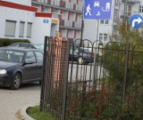 Słupsk. Mandaty za parkowanie na parkingu przy ulicy Hubalczyków