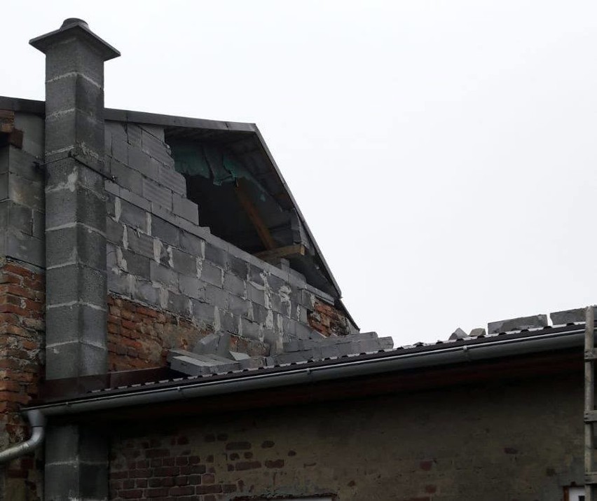 Wybuch w domu w Racławicach Śląskich. Dwie osoby poparzone