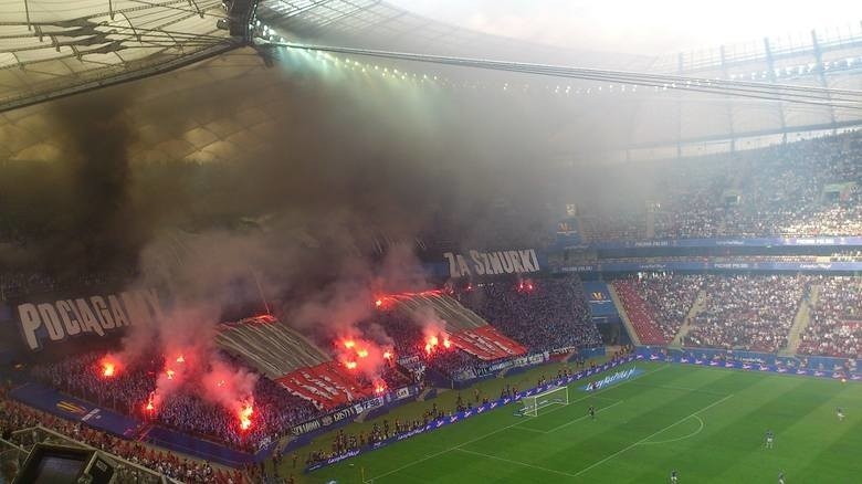 Kibice na Stadionie Narodowym