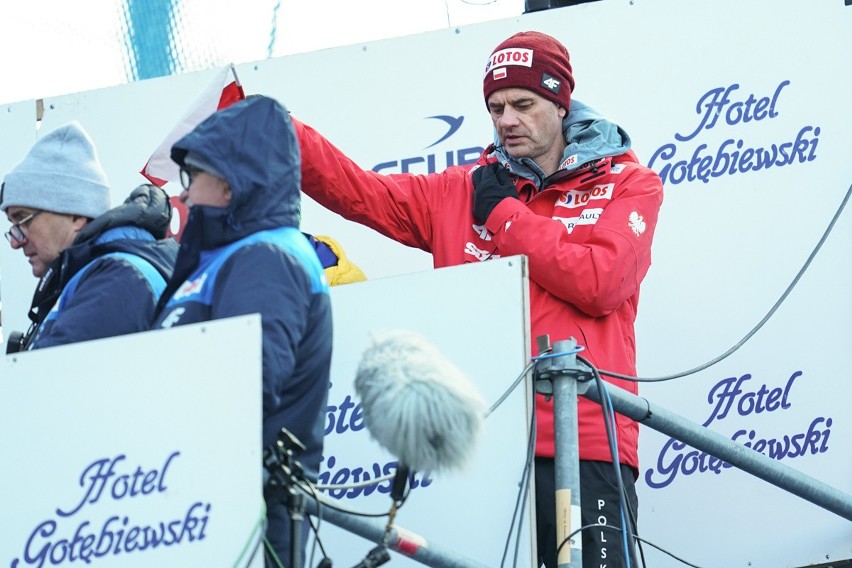 Skoki narciarskie Wisła 2018 NA ŻYWO LIVE. Kamil Stoch tuż za podium w konkursie Pucharu Świata w Wiśle, trzech Polaków w "10" WYNIKI 