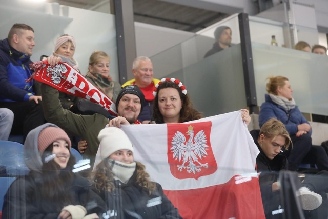 17.12.2022. Mecz Polska - Korea Południowa w mistrzostwach świata U20 Dywizji 1B w Bytomiu.  Zobacz kolejne zdjęcia. Przesuwaj zdjęcia w prawo - naciśnij strzałkę lub przycisk NASTĘPNE