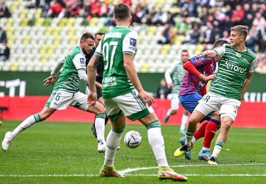 Lechia Gdańsk - Raków Częstochowa 15.10.2022 r. Oceniamy biało-zielonych. To był beznadziejny mecz piłkarzy Lechii