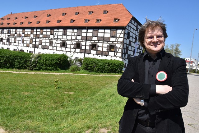 - Spichlerz, jako budowa ryglowa, okazał się budynkiem pochodzącym z 1723 roku – mówi Jan Zalewski z działu historii i sztuki Muzeum Lubuskiego