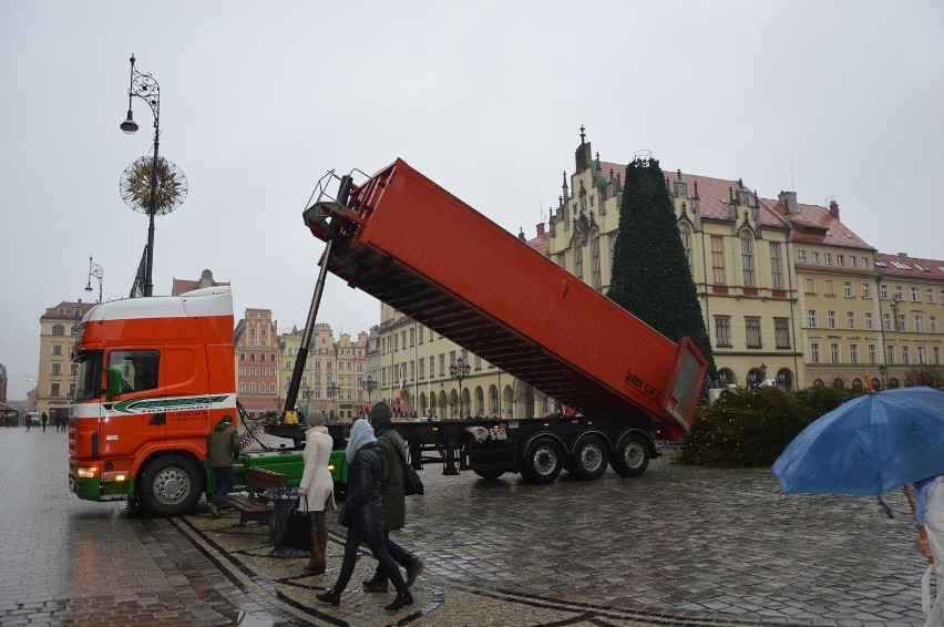 Przygotowania do Jarmarku Bożonarodzeniowego na wrocławskim...