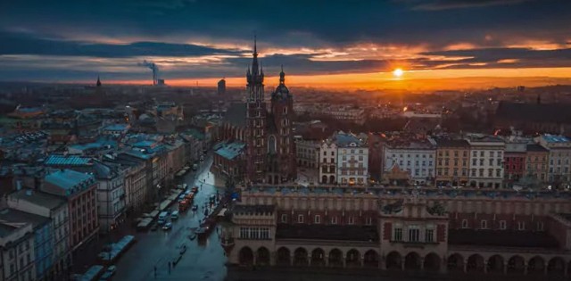 Screen z filmu Cracow Aerolapse