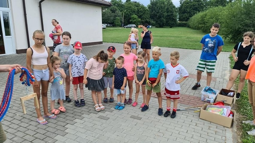 MGOKSiR w Gniewkowie zaprosił dzieci z wsi leżących na...