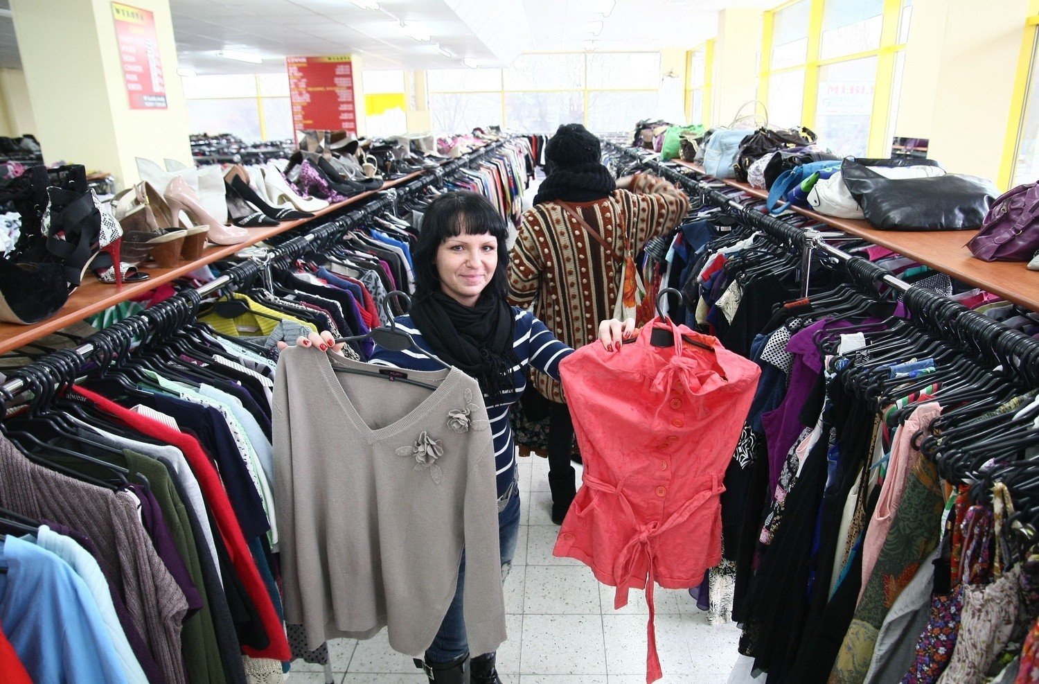 Łódź stolicą lumpeksów! Ponad 300 sklepów z używaną odzieżą | Express  Ilustrowany