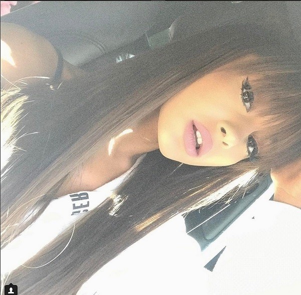Ariana Grande

fot. instagram.com/arianagrande/