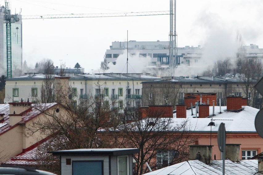 Smog na Śląsku: Poranek, w środę 2 grudnia nie sprzyja w...