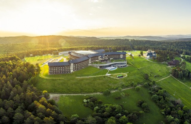 Hotel Arłamów położony jest w malowniczym zakątku Podkarpacia.