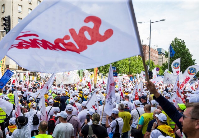 Bydgoska "Solidarność" chce walczyć o odmrożenie płac w budżetówce (zdjęcie poglądowe)