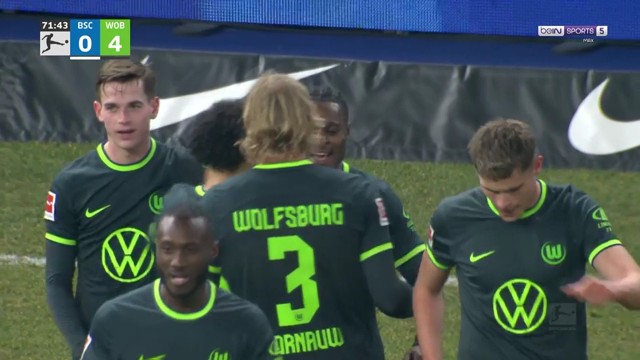 Radość Wolfsburga po golu na 4:0