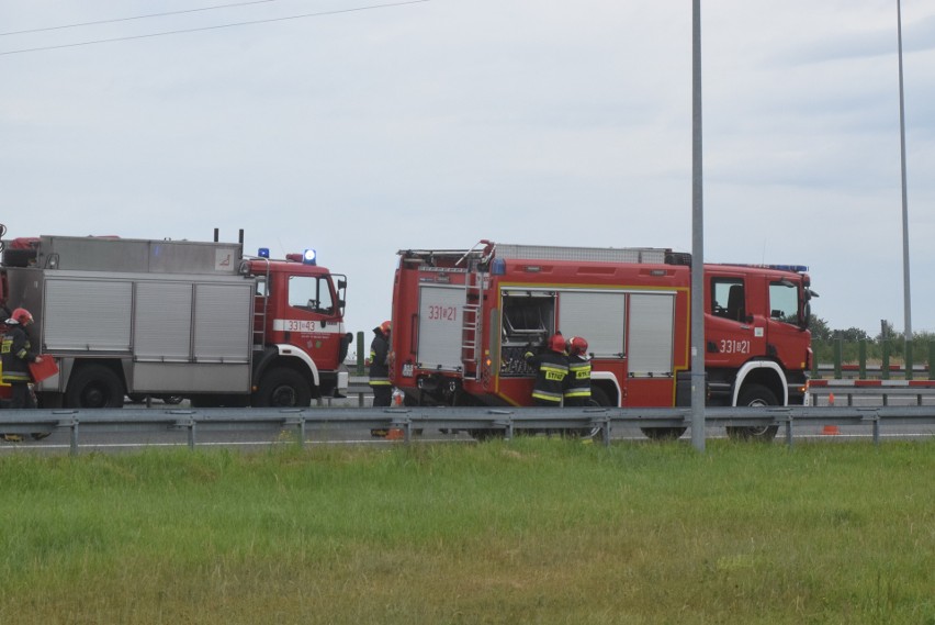 Śmiertelny wypadek na S1 w Bielsku-Białej: motocyklista uderzył w bariery ZDJĘCIA