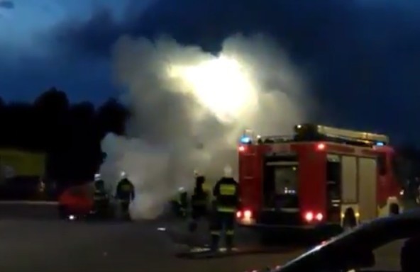 Pożar samochodu w Czerwionce-Leszczynach na parkingu...